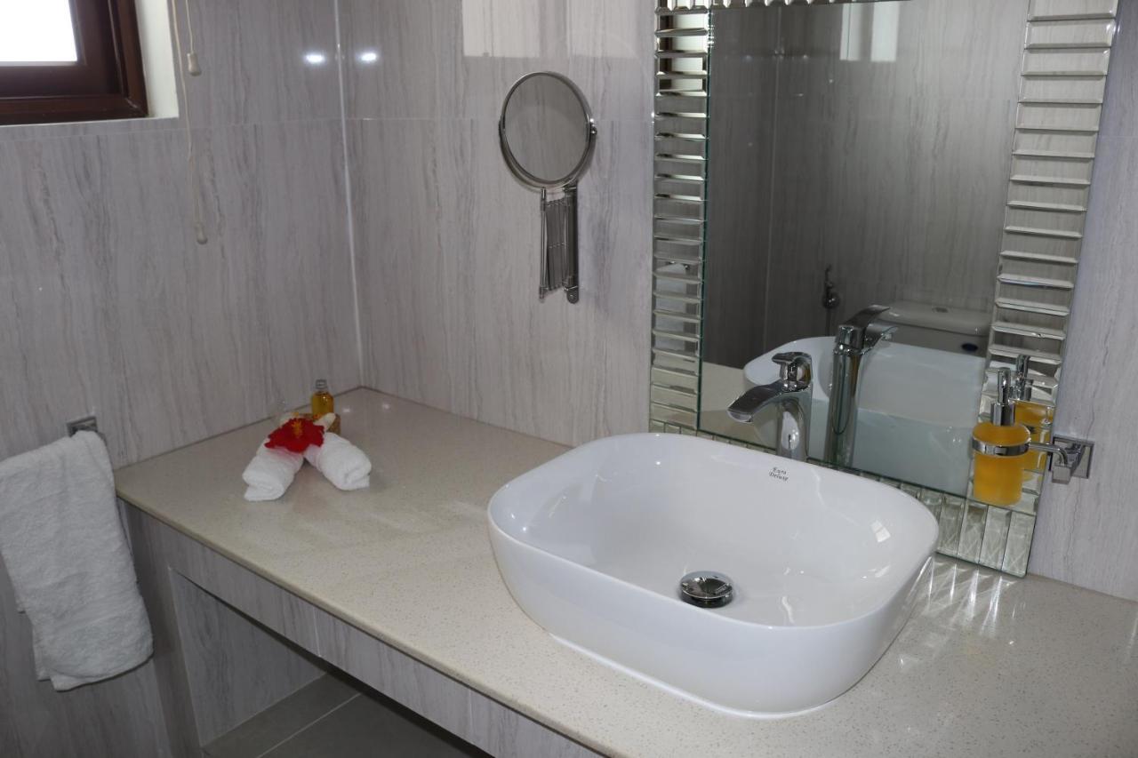 Tama'S Holiday Apartment Виктория Екстериор снимка